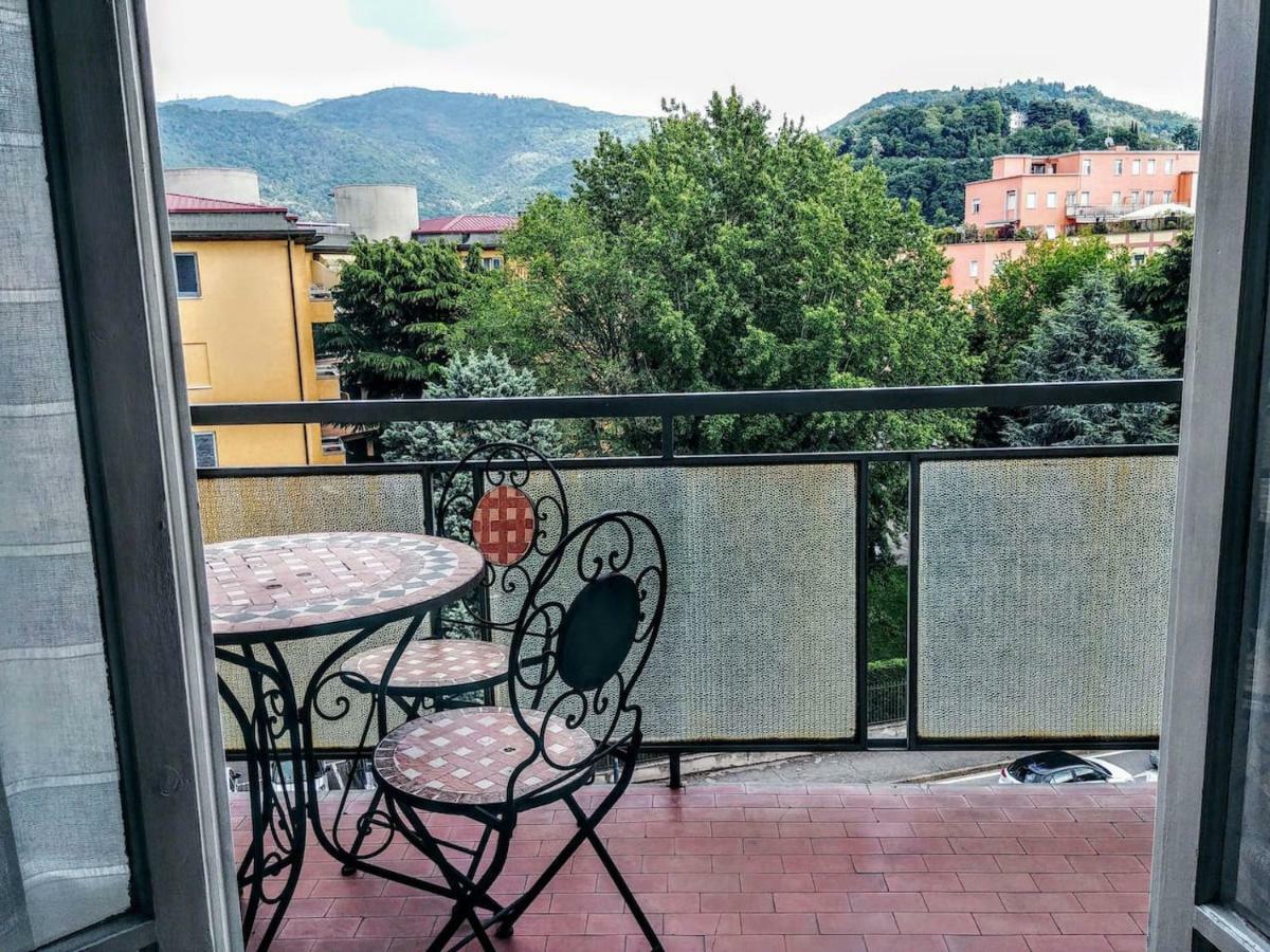 Appartamento Con Terrazzo Zona Ospedale Civile Brescia Extérieur photo