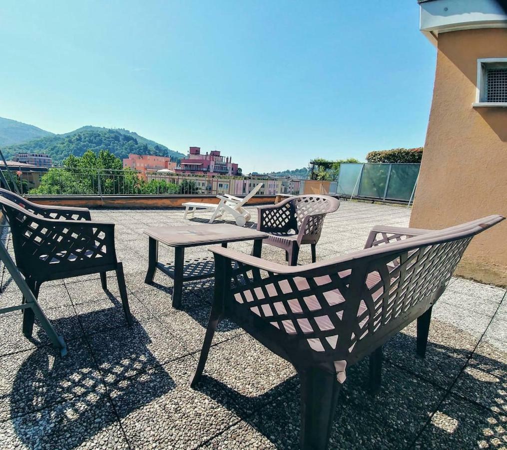 Appartamento Con Terrazzo Zona Ospedale Civile Brescia Extérieur photo